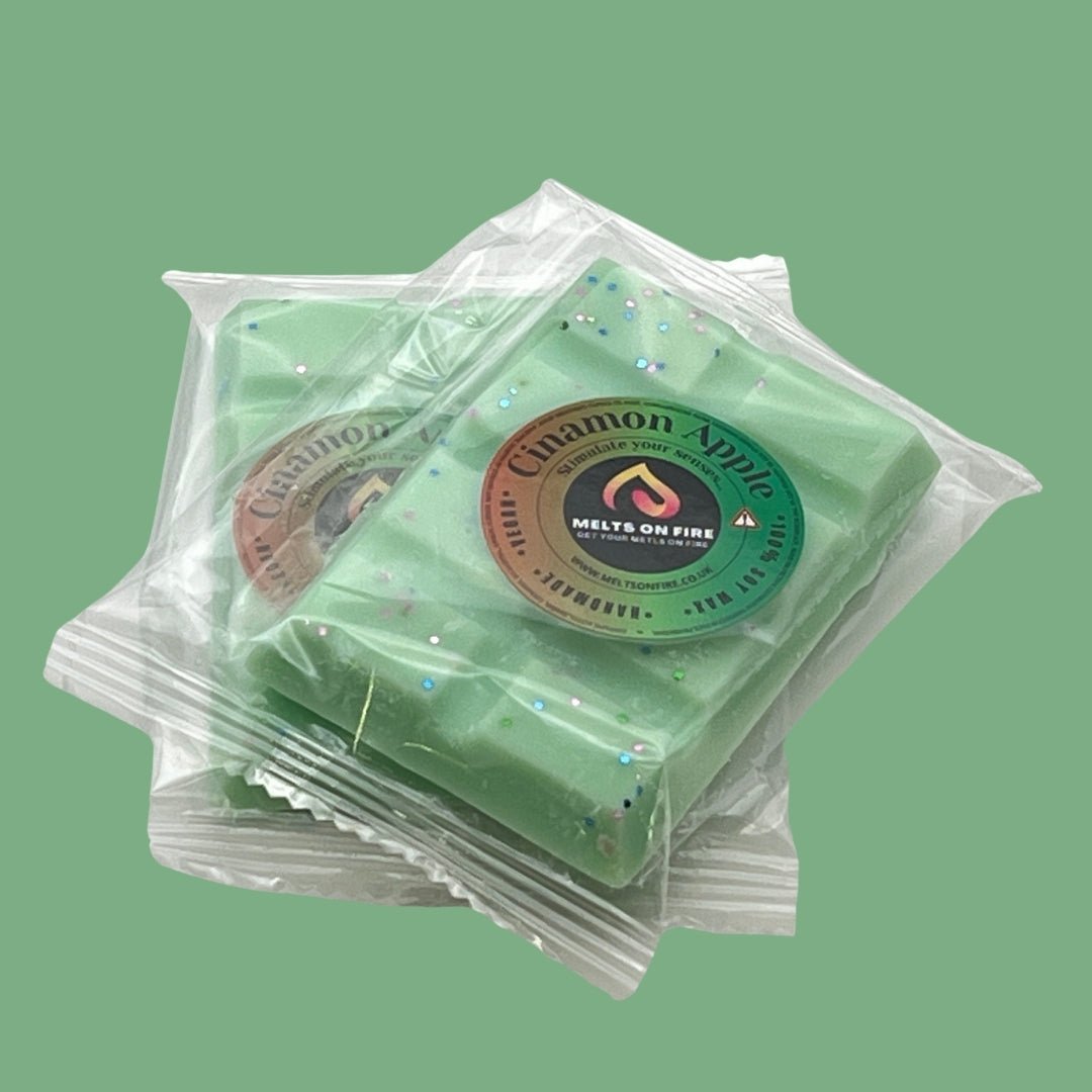 Cinamon Apple Wax Melts - Soy Wax Melts - 25g - Highly Scented for Oil Burner - Vegan & Cruelty Free - Soy Wax - Home Fragrance - Meltsonfire
