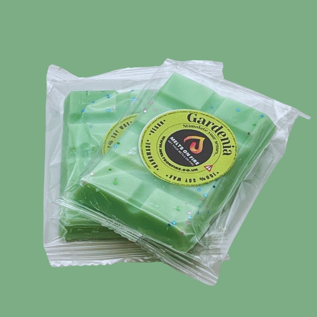 Gardenia Wax Melts - Soy Wax Melts - 25g - Highly Scented for Oil Burner - Vegan & Cruelty Free - Soy Wax - Home Fragrance - Meltsonfire